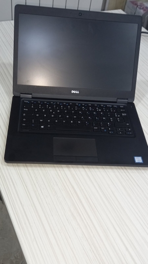 LAPTOP OCCASSION DELL LATITUDE 5480 i5-7300U 8G- 256 SSD- WINDOWS 10 14''