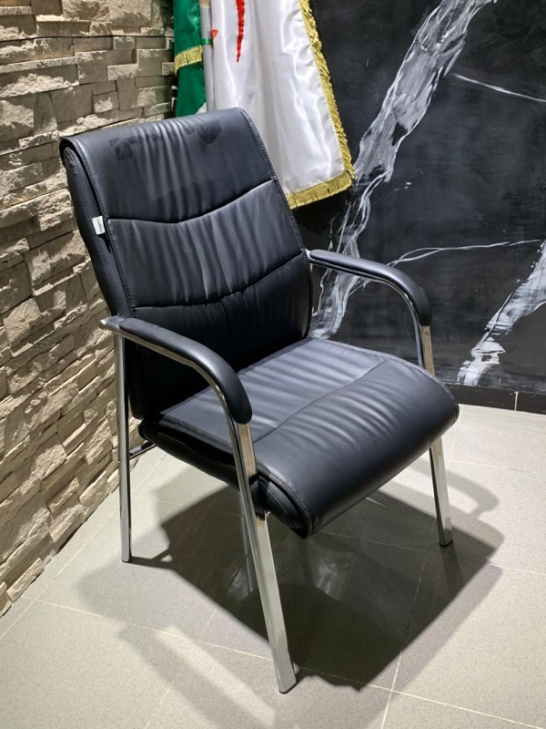 CHAISE VISITEUR 811C