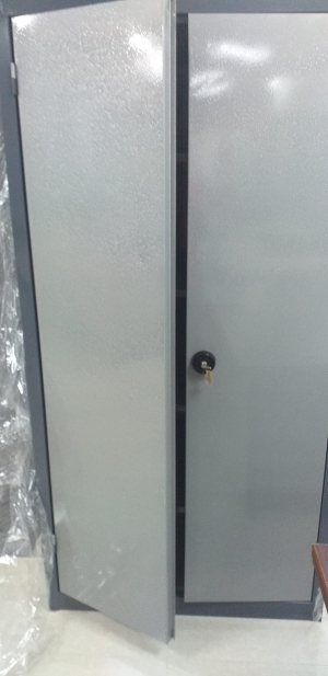 armoire m&eacute;tallique