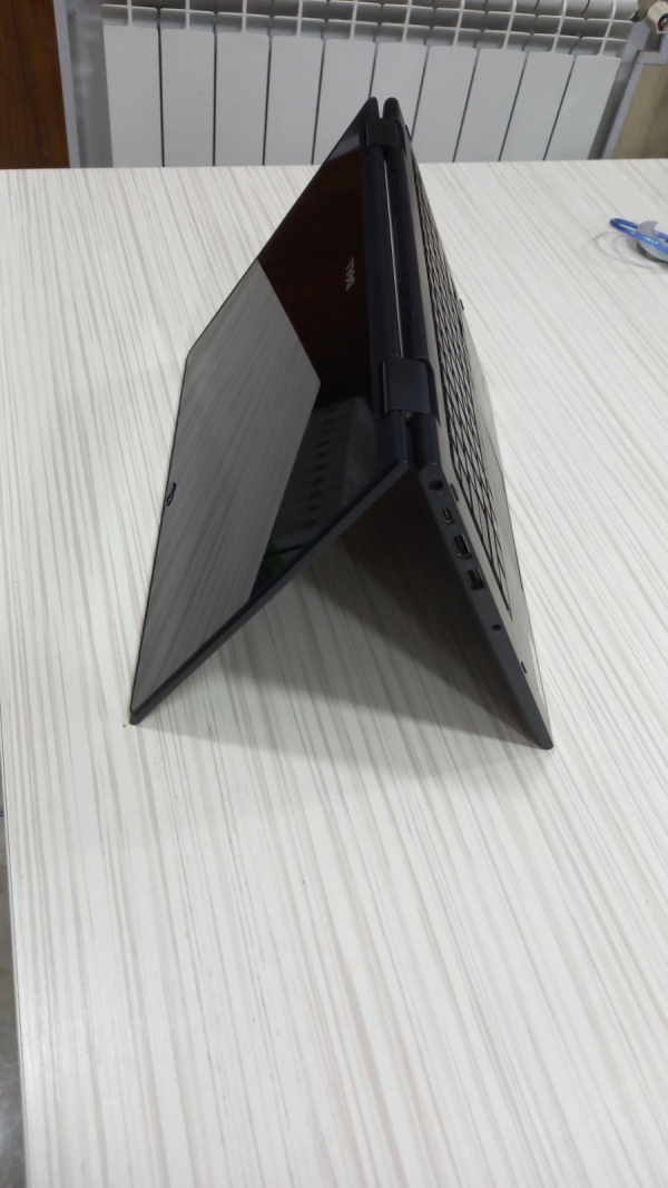 LAPTOP OCCASSION DELL LATITUDE I5/8EME GENERATION/3390//8GB/256SSD/ECRAN TACTILLE 14"/2 EN 1 TABLETTE PLUS LAPTOP/ROTATION 360 DEGREE/win 11