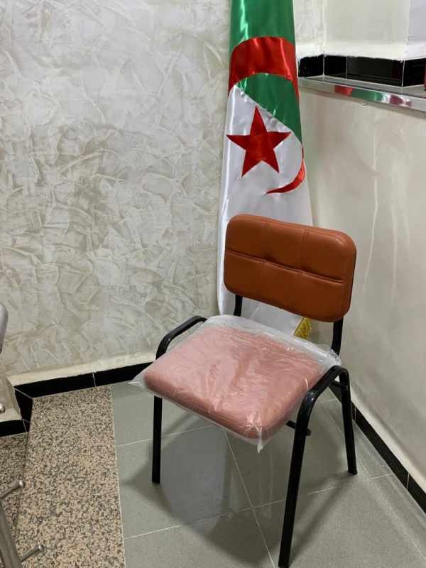 CHAISE VISITEUR K-02